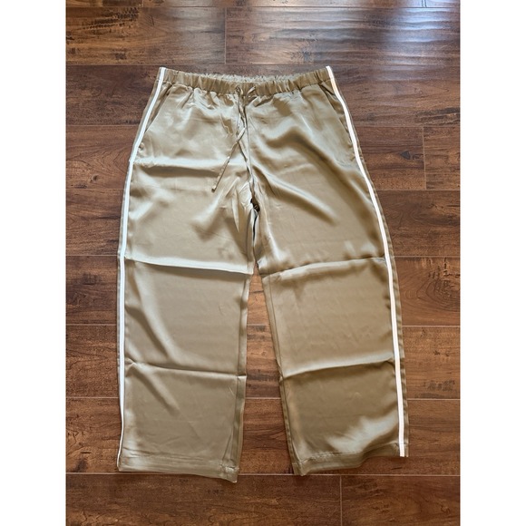 GAP Pants - Gap Satin Wide Leg Crop Pants Women's L Olive Green Pull On Drawstring NWT $79